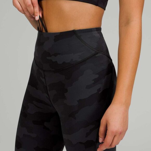 Lululemon Base Pace High-Rise Crop 23" Heritage 365 Camo Deep Coal Multi Size 4 - Picture 3 of 10
